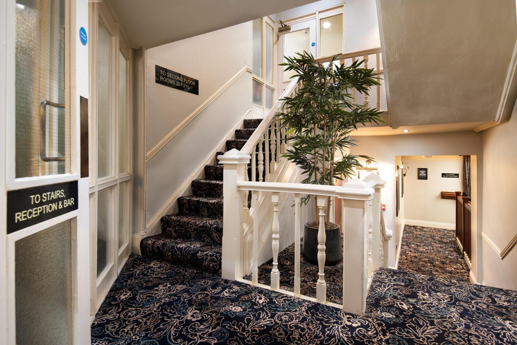 The Ambleside Inn - The Inn Collection Group מראה חיצוני תמונה